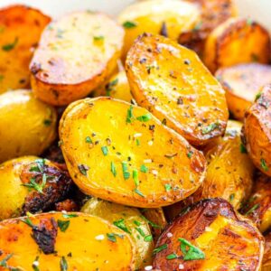 Garlic Herb Skillet Potatoes